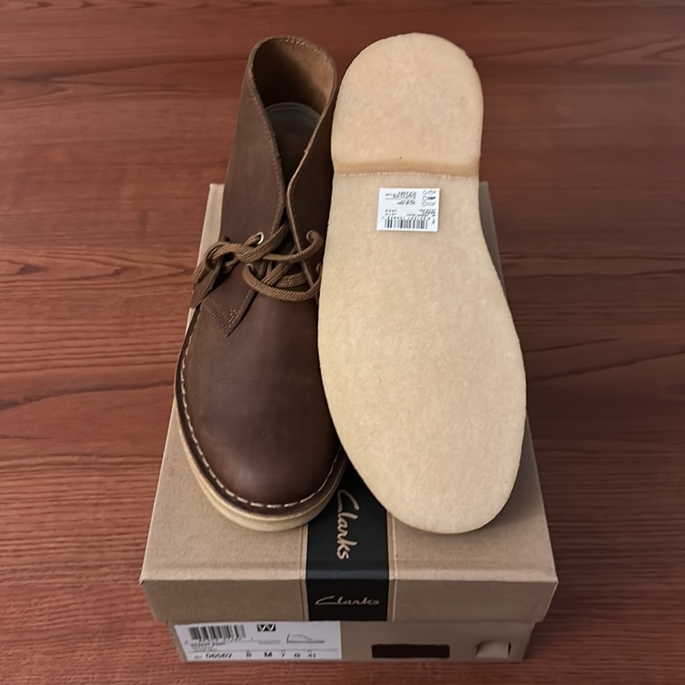 Clarks Originals Desert boots in Beeswax - Picture 5 of 8